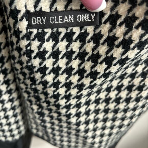 Regent Park Women's Small Black Raincoat Jacket Lined Detach Hoodie -tiny flaw - Picture 9 of 14